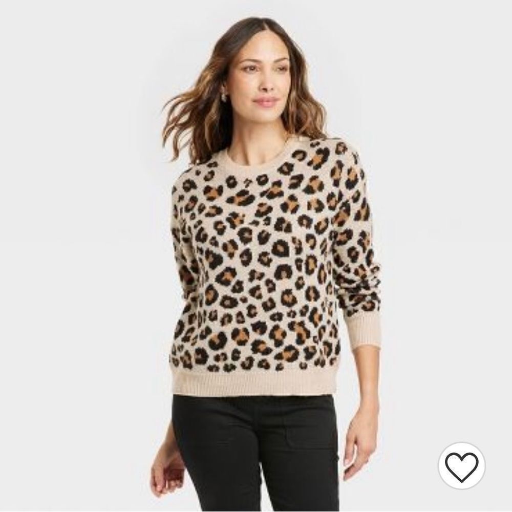 Women’s Leopard Print Sweater M